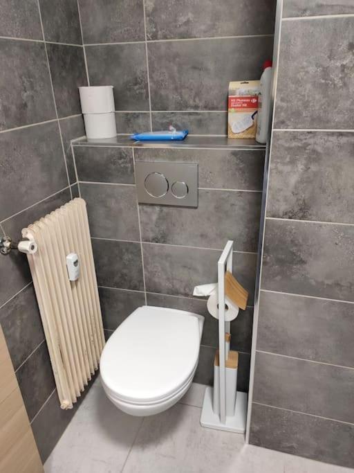 Menton, Appartement/Jardin, Proche Mer Et Centre Exteriör bild