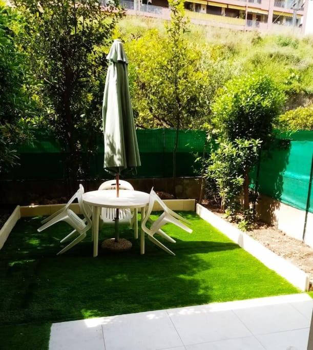Menton, Appartement/Jardin, Proche Mer Et Centre Exteriör bild